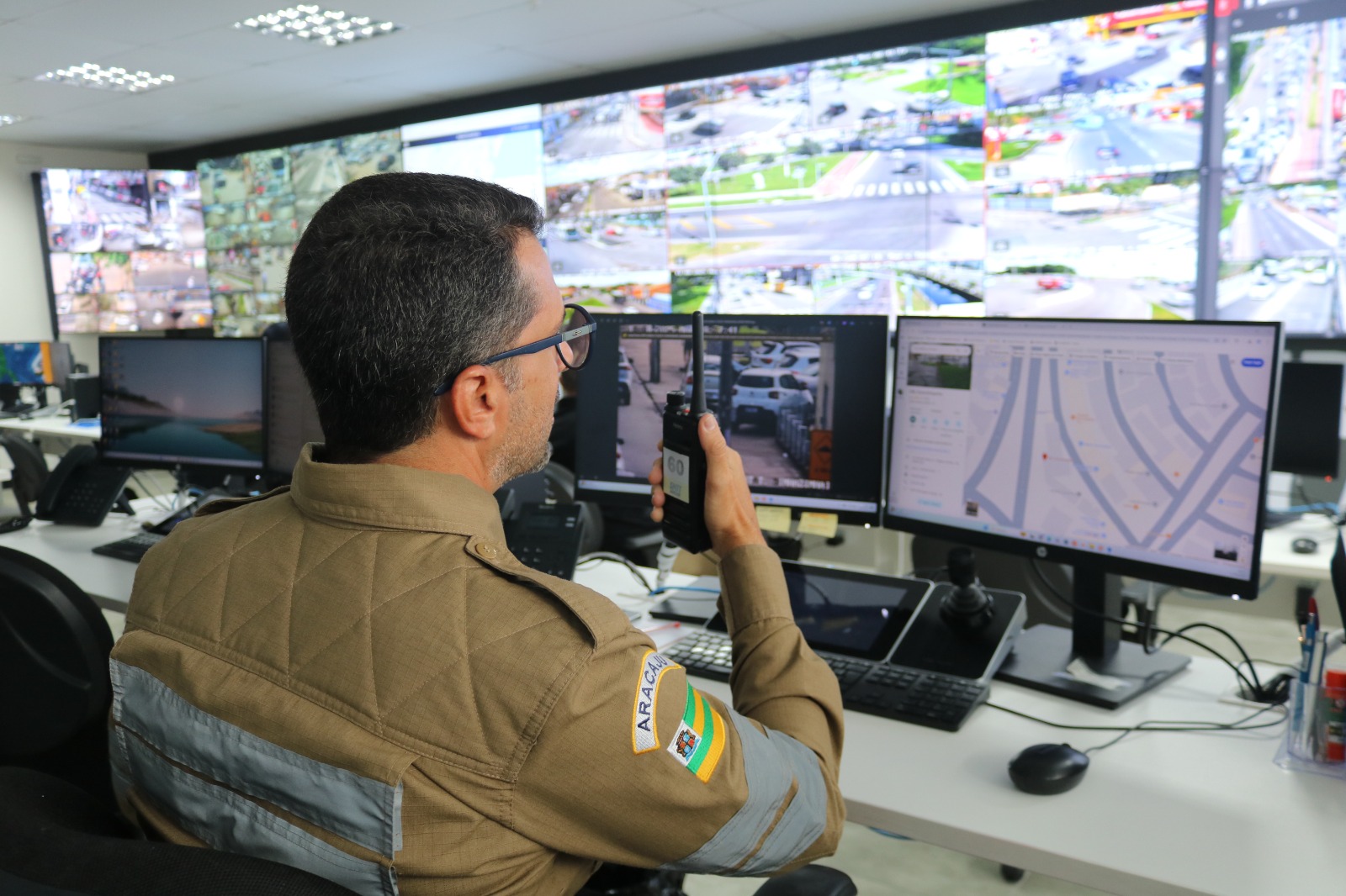 SMTT de Aracaju registra 500 ligações e 113 denúncias de estacionamento irregular na última semana - SMTT Aracaju